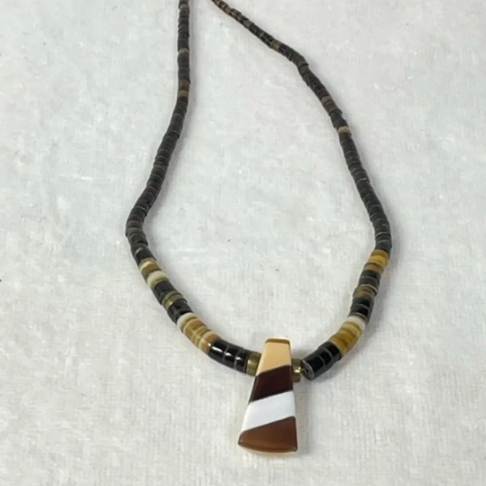 Vintage stone and inlay heishi necklace. Shell, onyx and jasper.